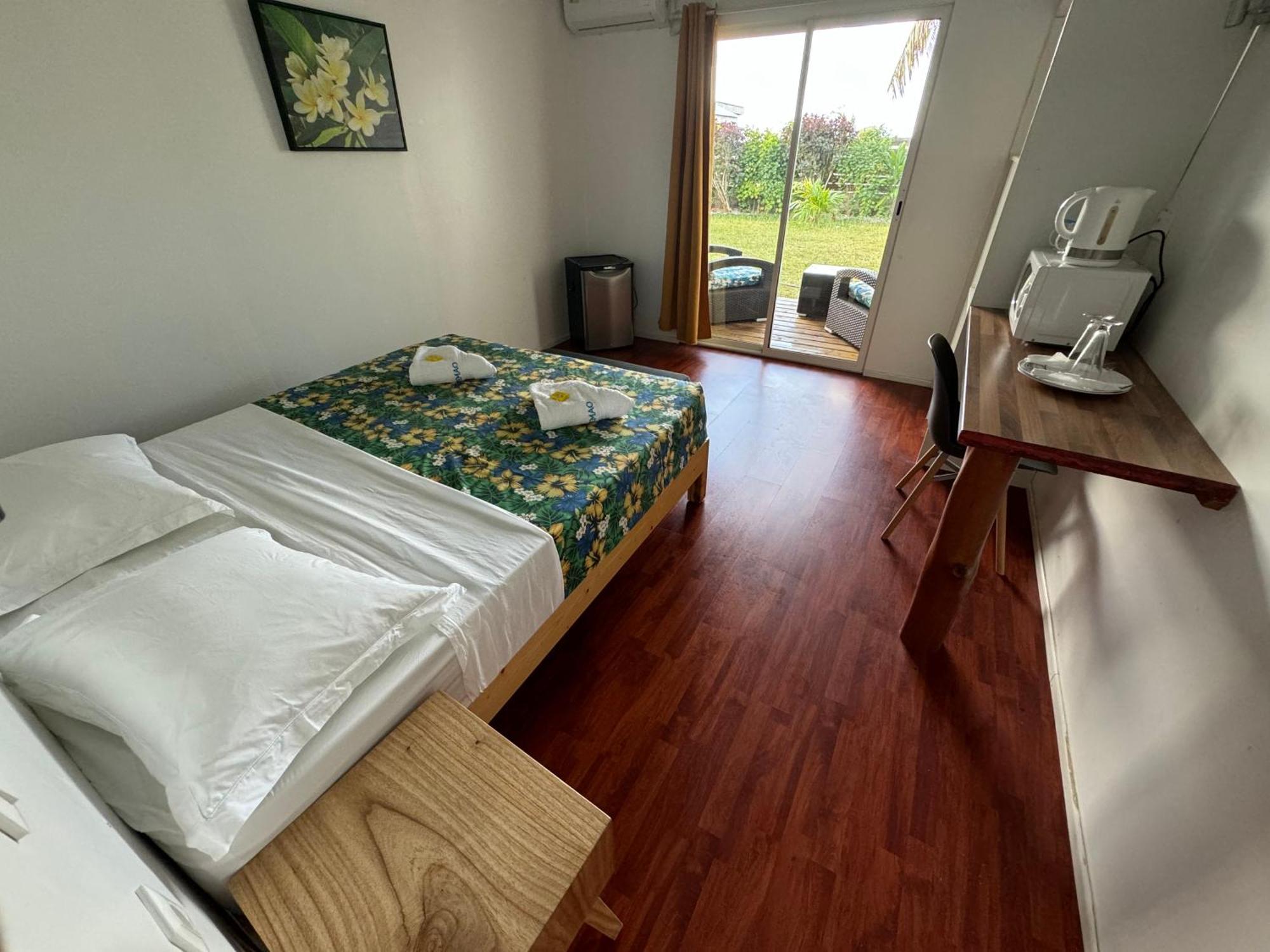 Te Mao Hotel Avatoru Bilik gambar